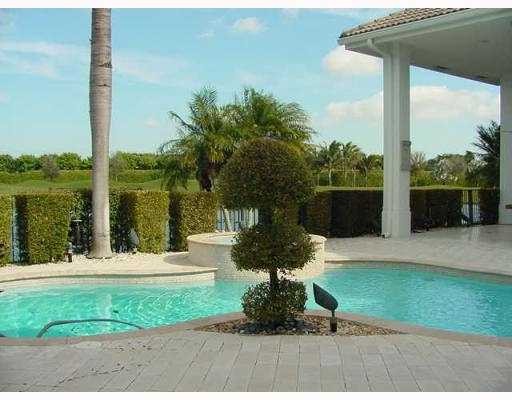 pool & spa