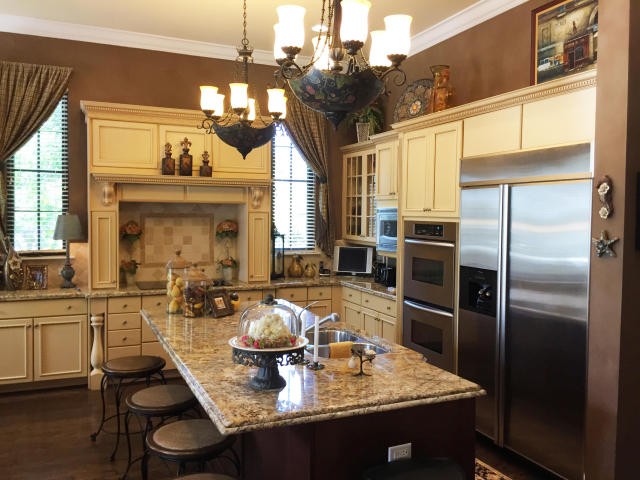 gourmet kitchen