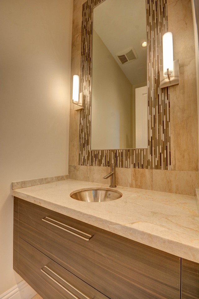 powder room