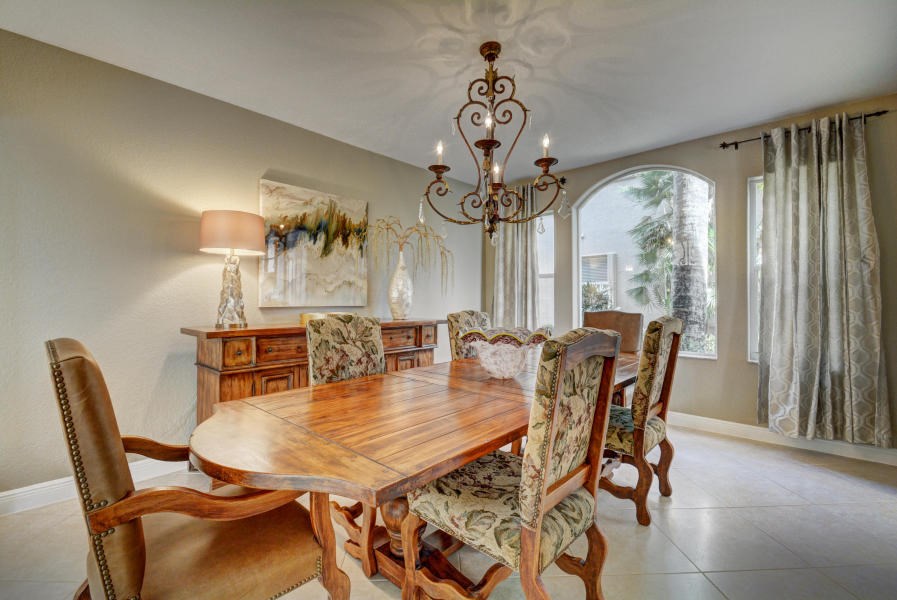 formal dining room
