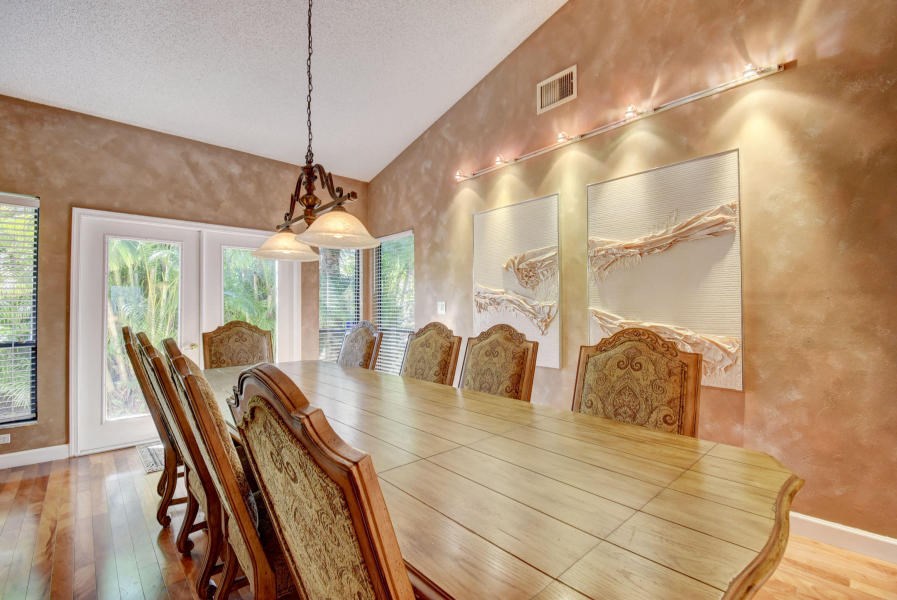 formal dining room