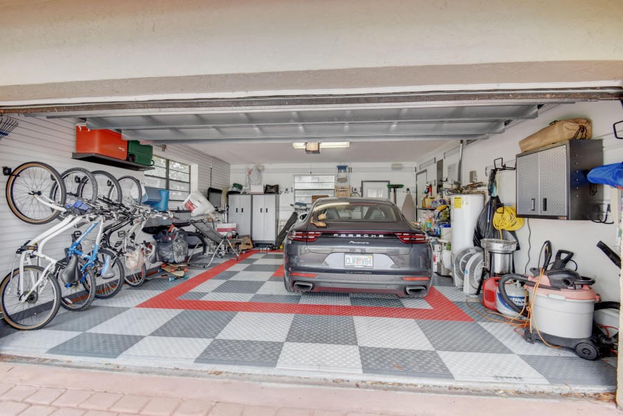 garage
