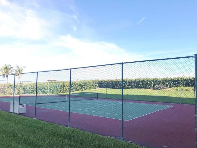 community tennis